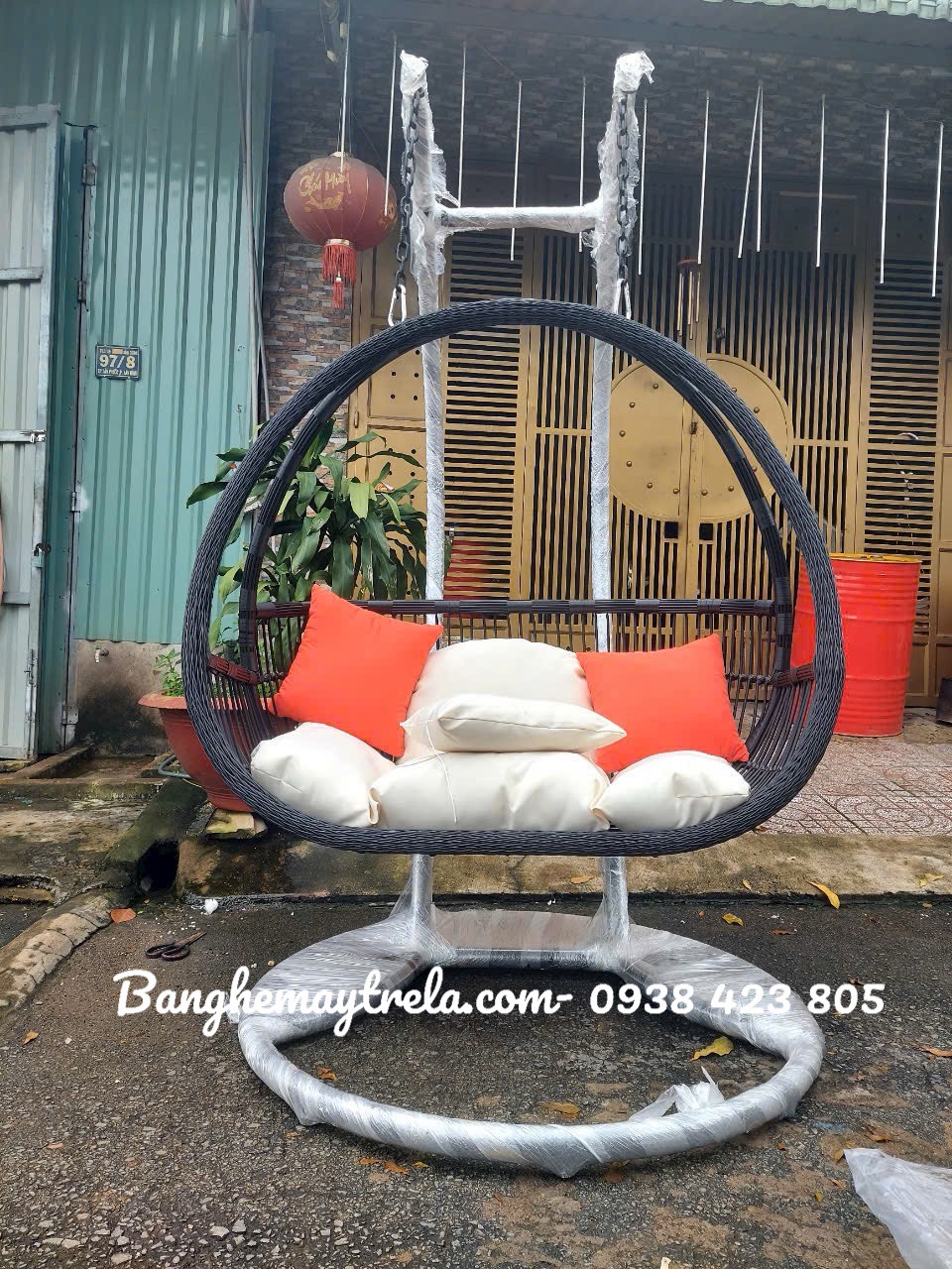 Xích đu đôi giả mây treo ban công